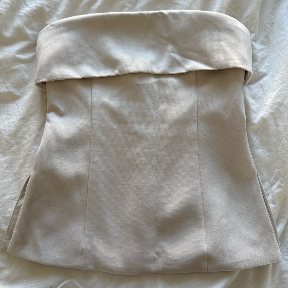Aritzia Babaton top and pants set in Matte Pearl - Picture 3 of 12
